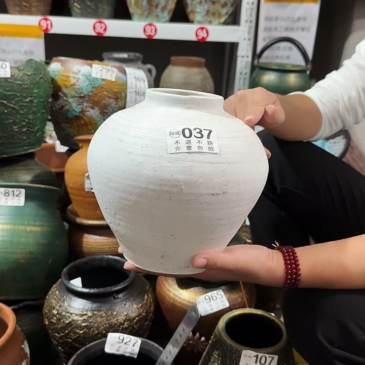 瑕疵白坛子037高度20口径8