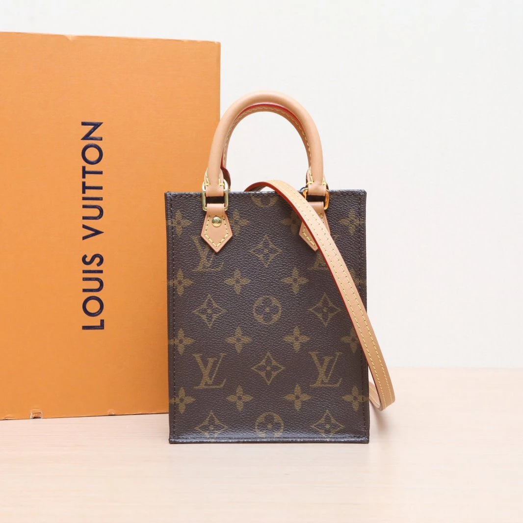 95新 LouisVuitton/路易威登 【双双】琴谱包 14 老花 PVC 2020