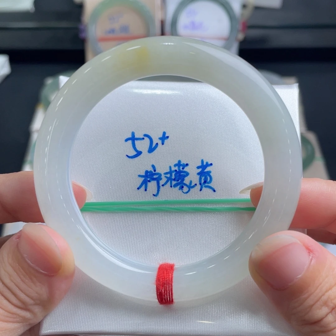 未镶嵌手镯翡翠翡翠手镯