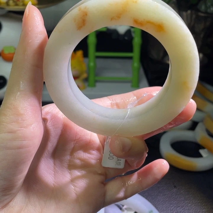 定制翡翠翡翠手镯未镶嵌