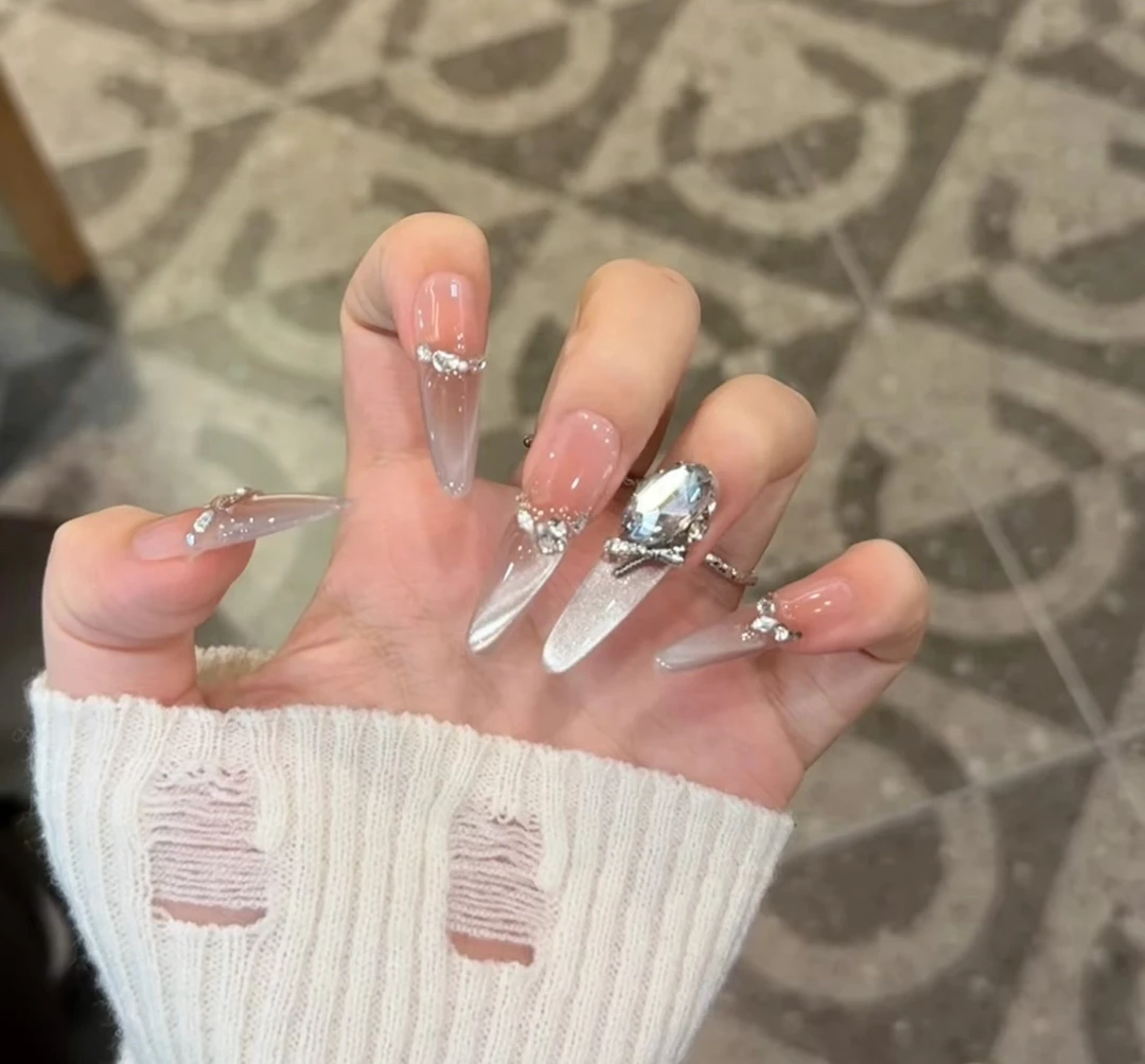 【白桃】手工穿戴甲新款高级感显白渐变猫眼爆款贴片美甲