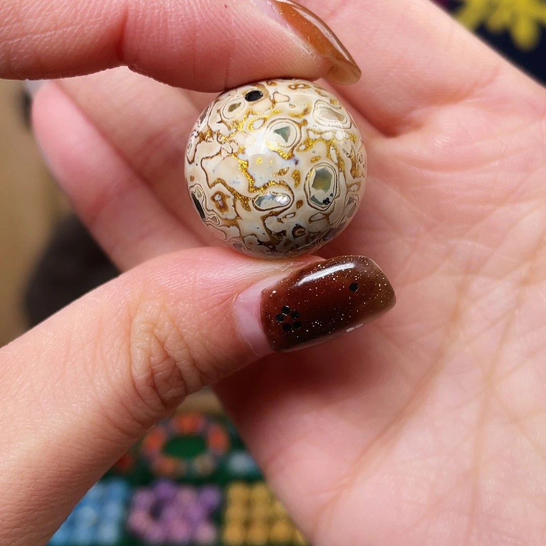 白金 金色多的2.0漆珠 大漆工艺