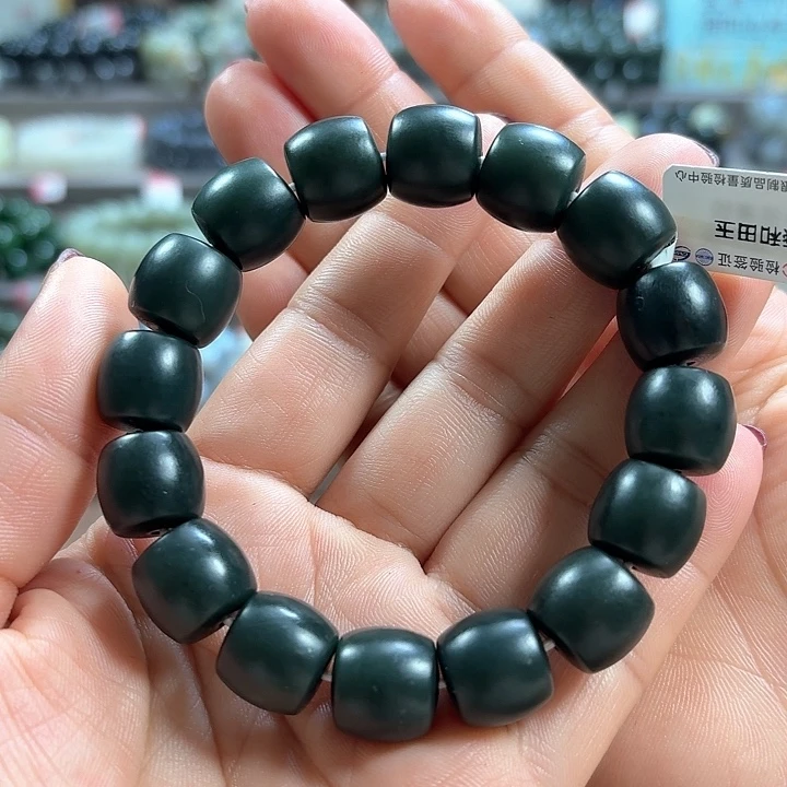 和田玉手链未镶嵌新疆沙枣青一细直切卡14
