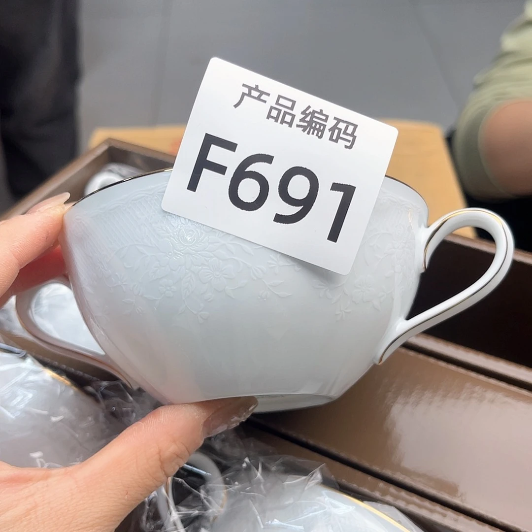 瓷片哦哦哦哦哦哦哦