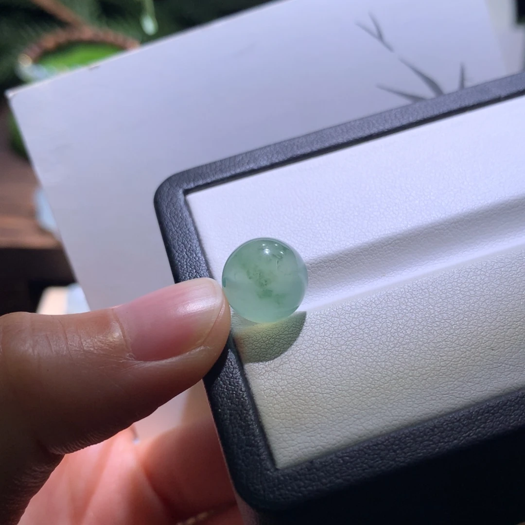 翡翠散珠新品湖水绿卡11.93