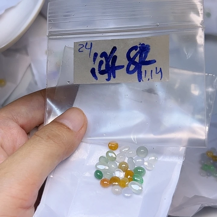 未镶嵌定制翡翠不