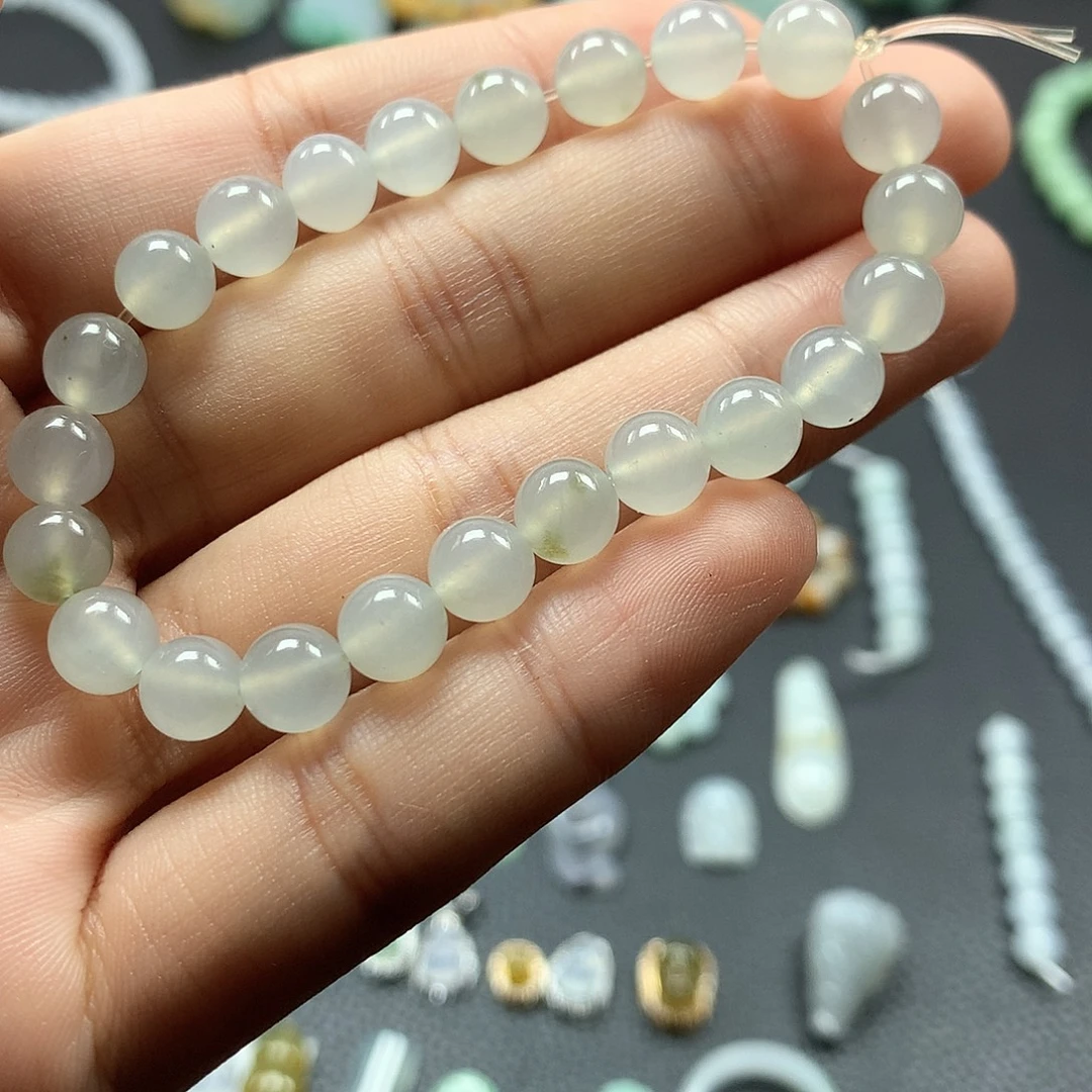 翡翠未镶嵌颈饰手串