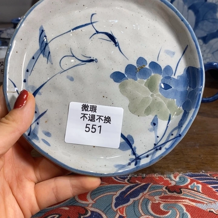 景德镇手绘荷花碟子瑕疵