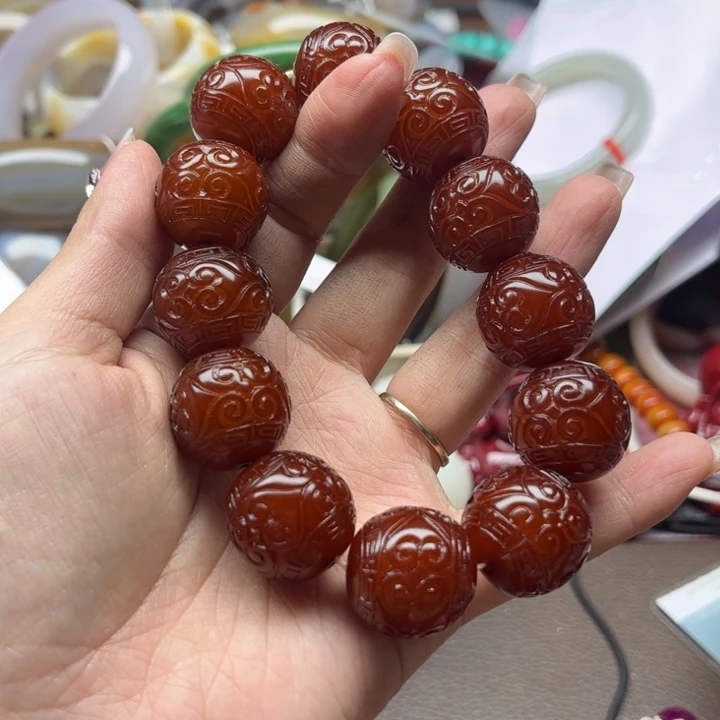 石英质玉颈饰未镶嵌