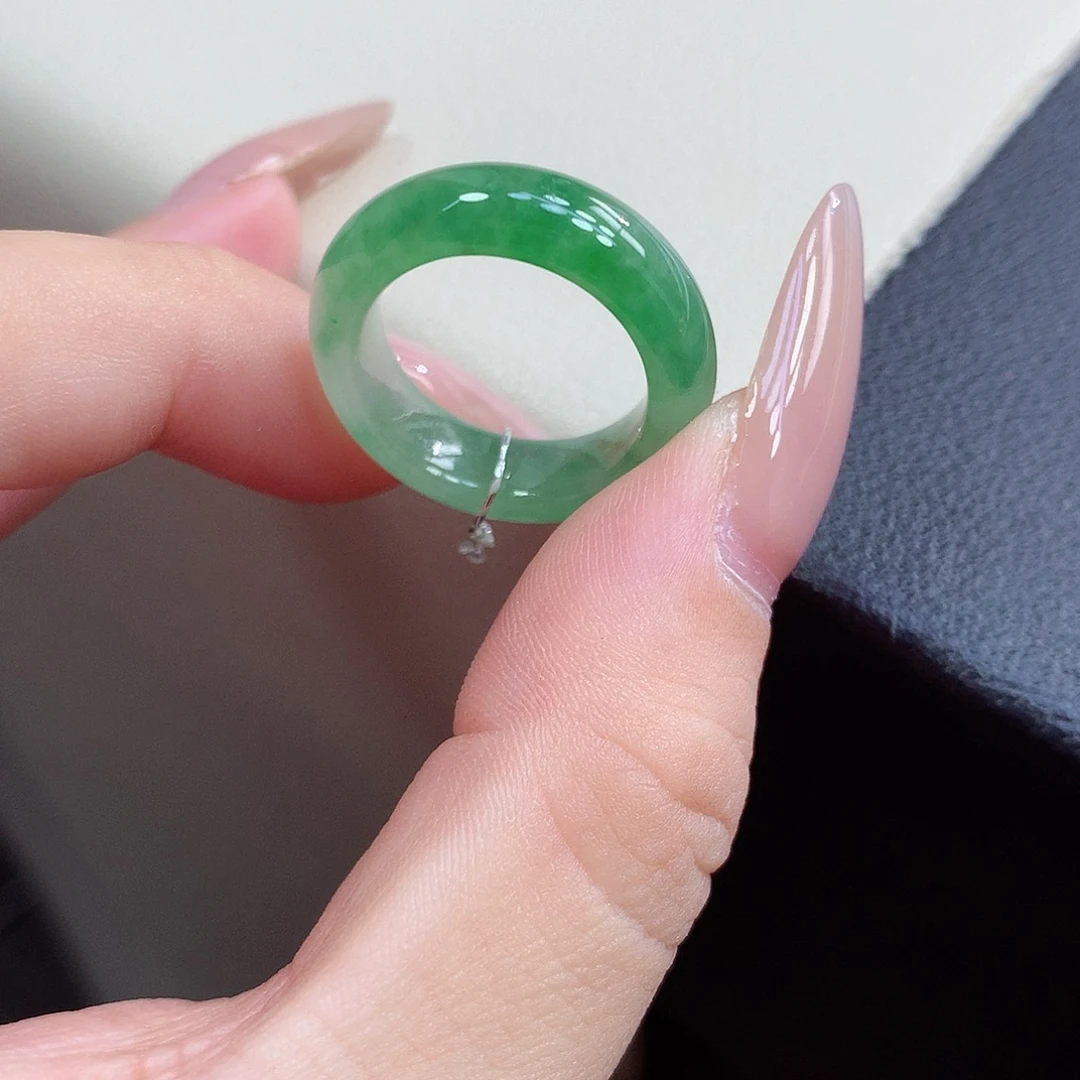 翡翠未镶嵌戒指12号