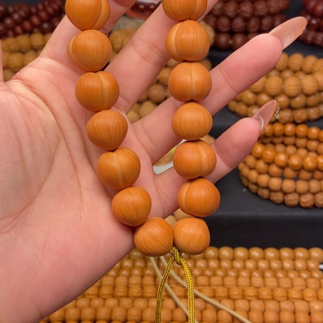 ꧁***꧂猴头核桃吊坠屁桃手持