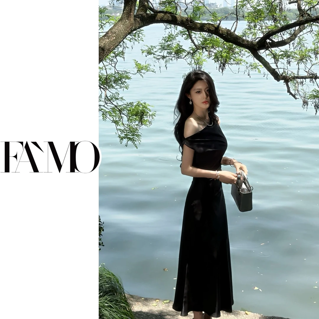 FAMO女装 2025夏装显瘦褶皱收腰气质长裙连衣裙女装 90470226