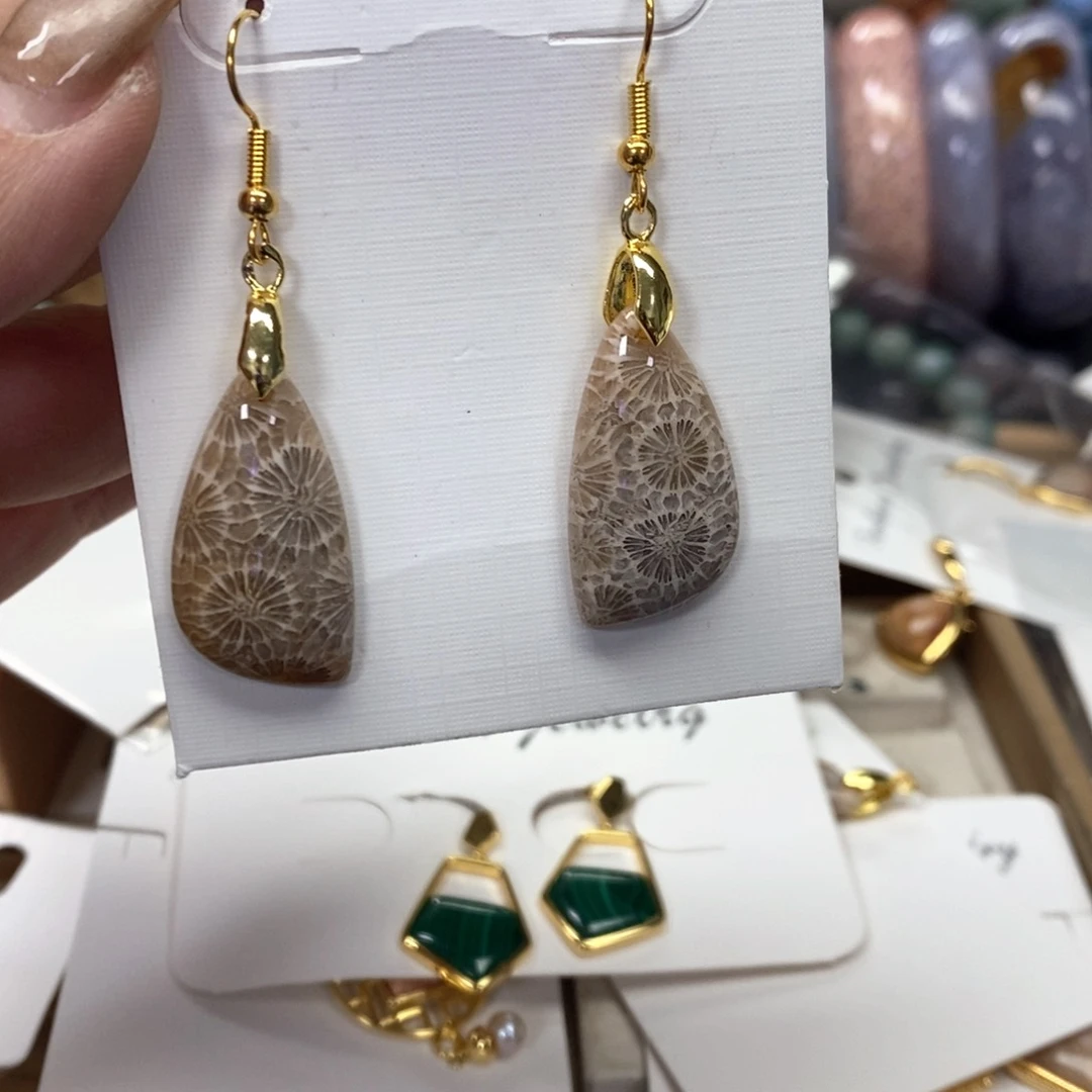 硅化珊瑚（珊瑚玉）手链未镶嵌用****文707