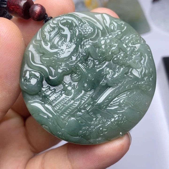 颈饰未镶嵌翡翠翡翠