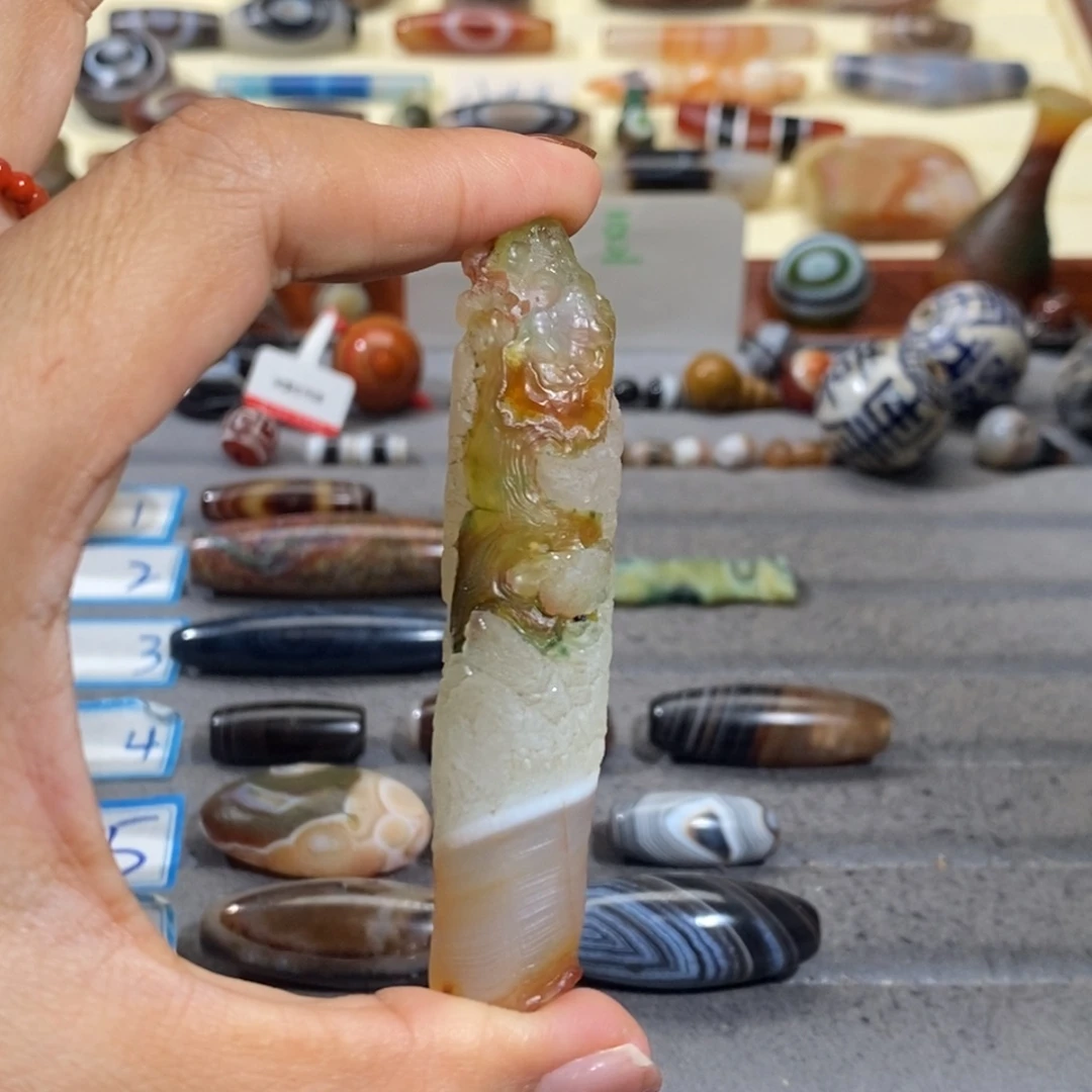 好***林合金颈饰玛瑙/玉髓