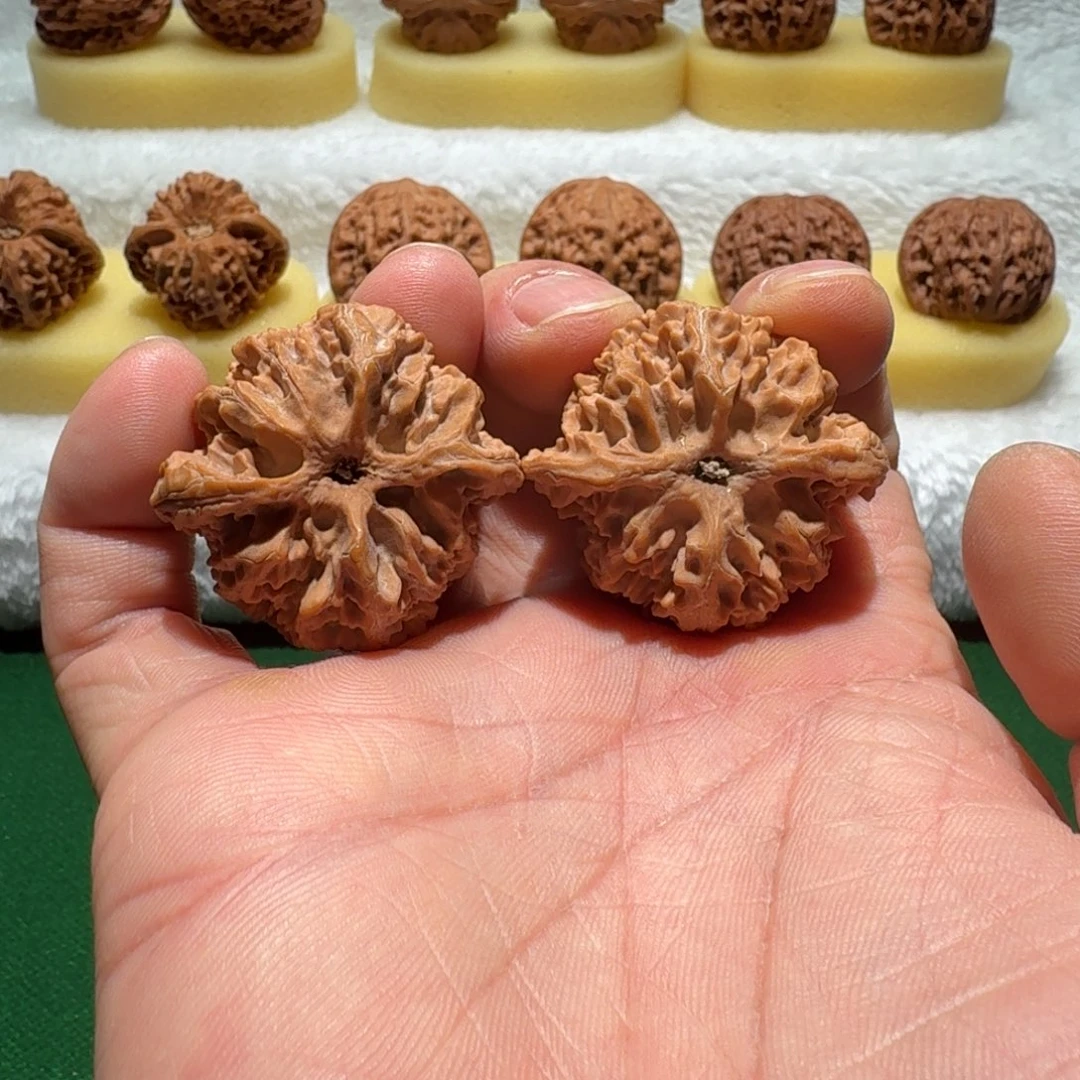 吊坠文玩核桃苹果园41