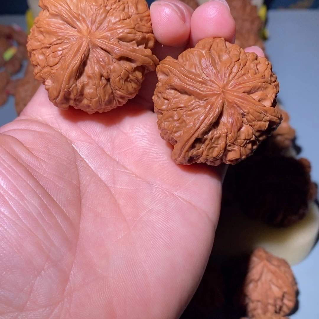 文玩核桃把件鑫45三楞