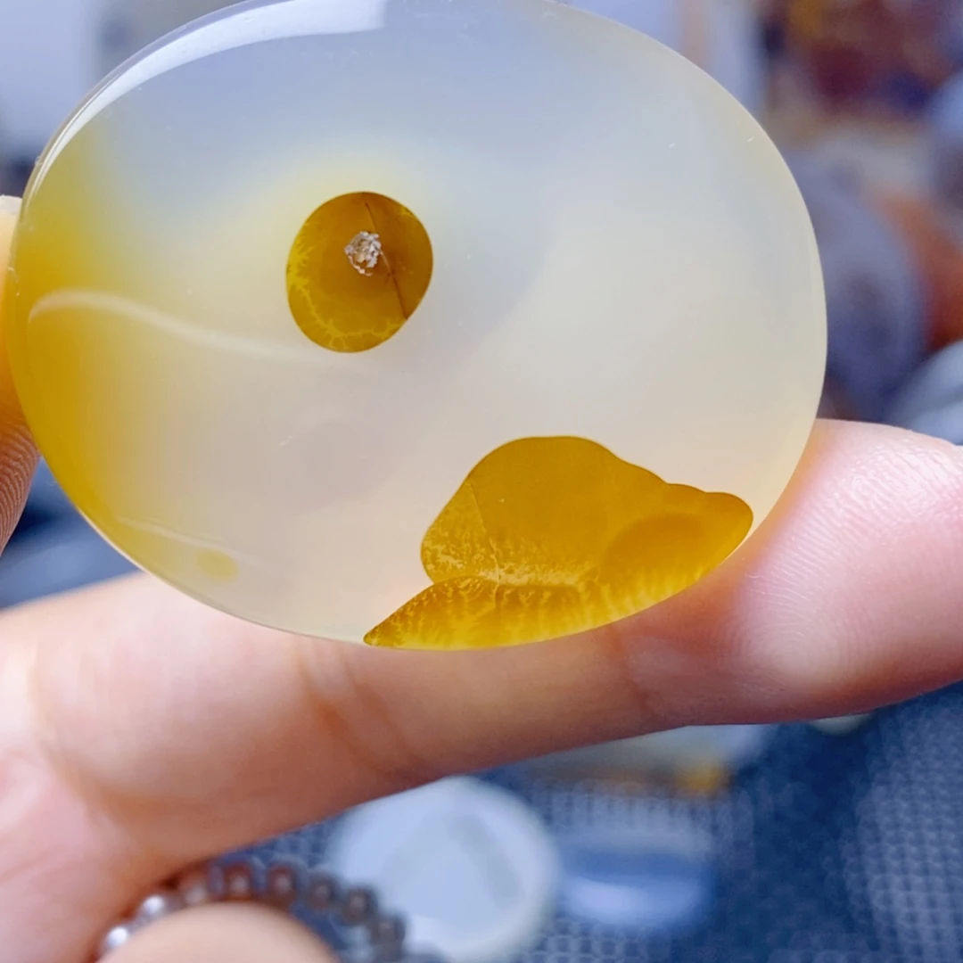 玛瑙/玉髓未镶嵌珠宝奇石