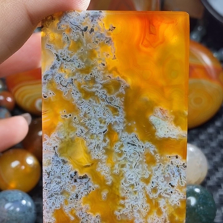 未镶嵌颈饰玛瑙/玉髓