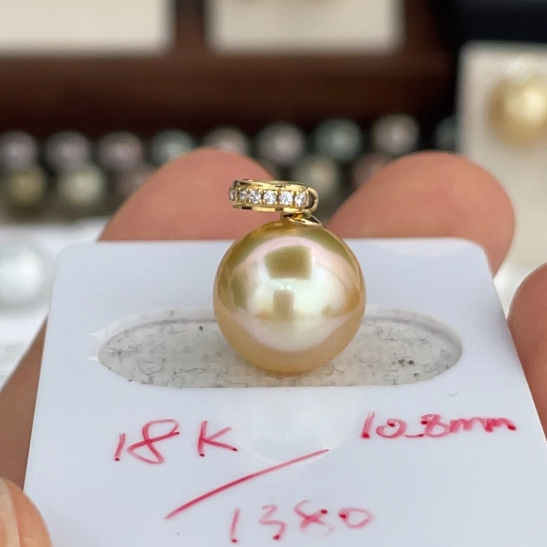 海水珍珠颈饰18K金镶嵌金珠10-11