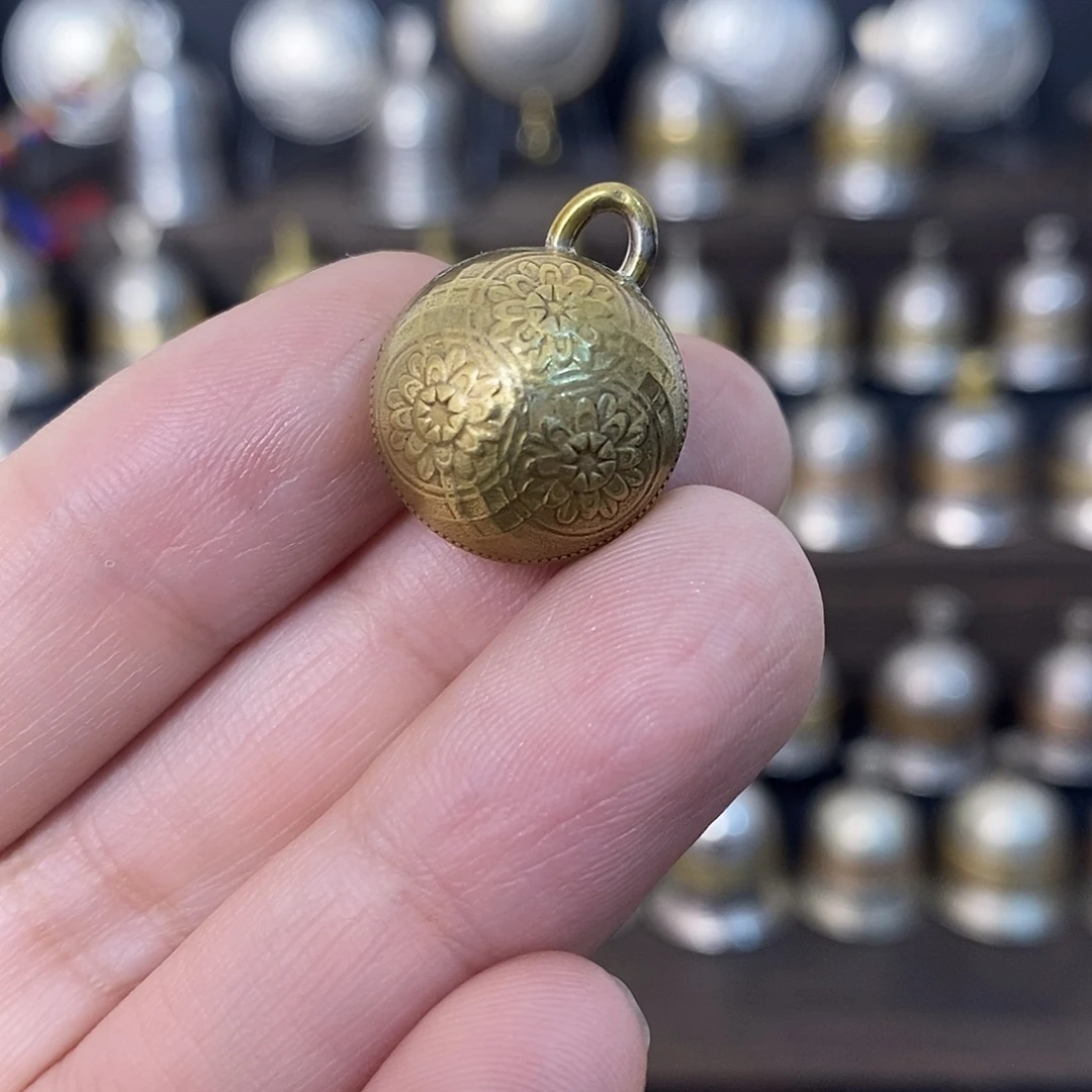 圭亚那莲花硬币铃铛