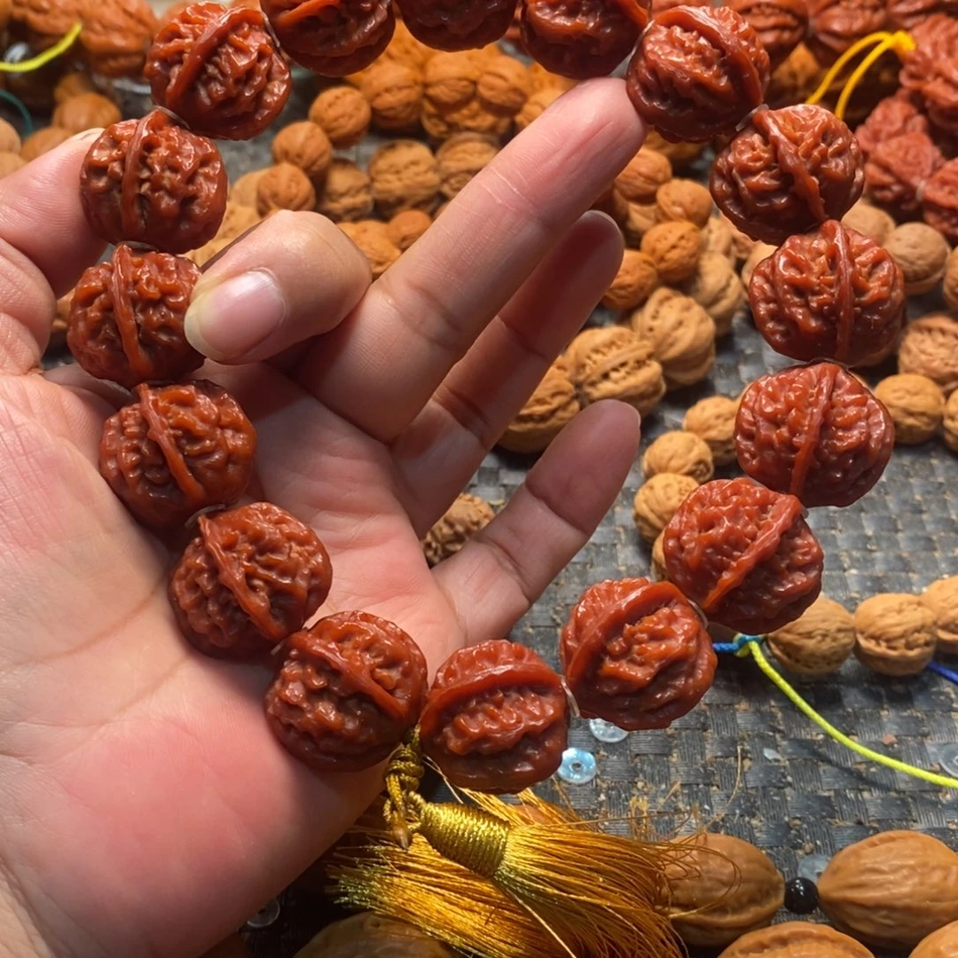 熙***g文玩核桃吊坠龙脊京八棱