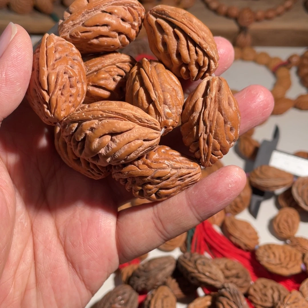 猫***拳桃核手串ffvvbbbnnnn