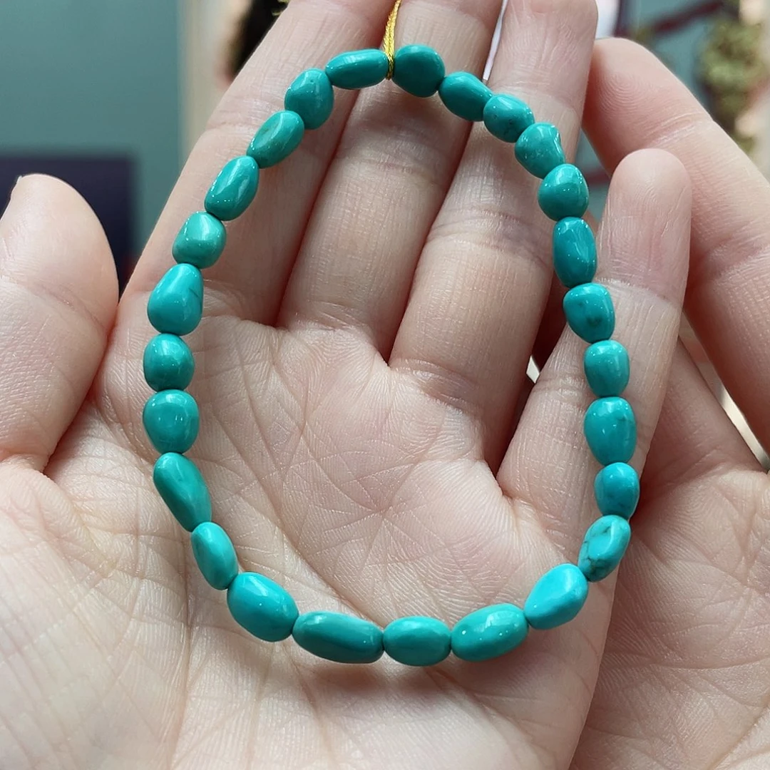 绿松石颈饰未镶嵌