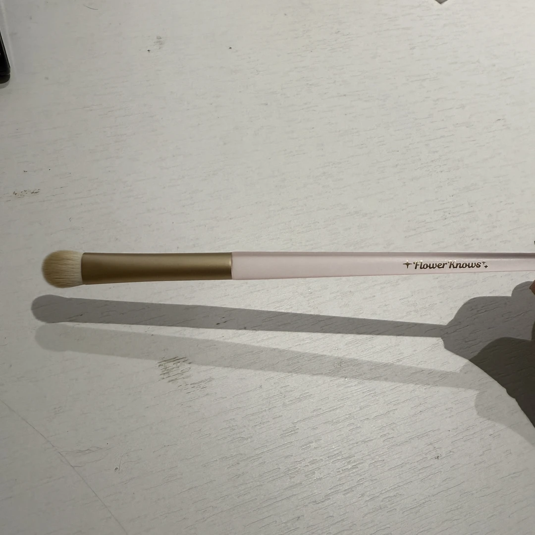 花知晓平头眼影刷