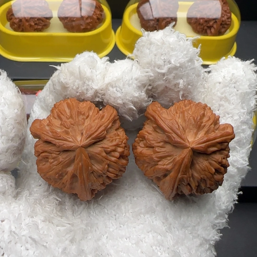 把件文玩核桃白奔全品40.5