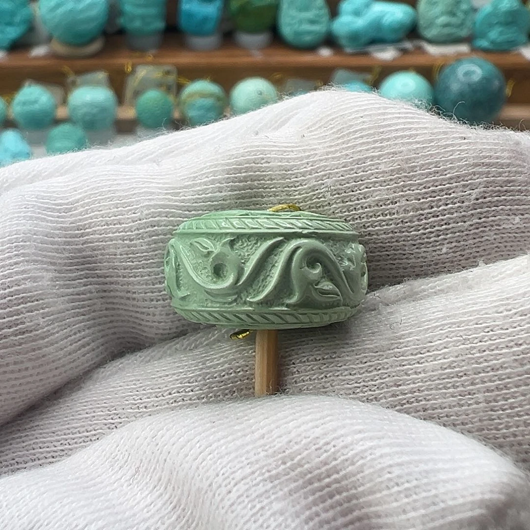 绿松石配饰未镶嵌