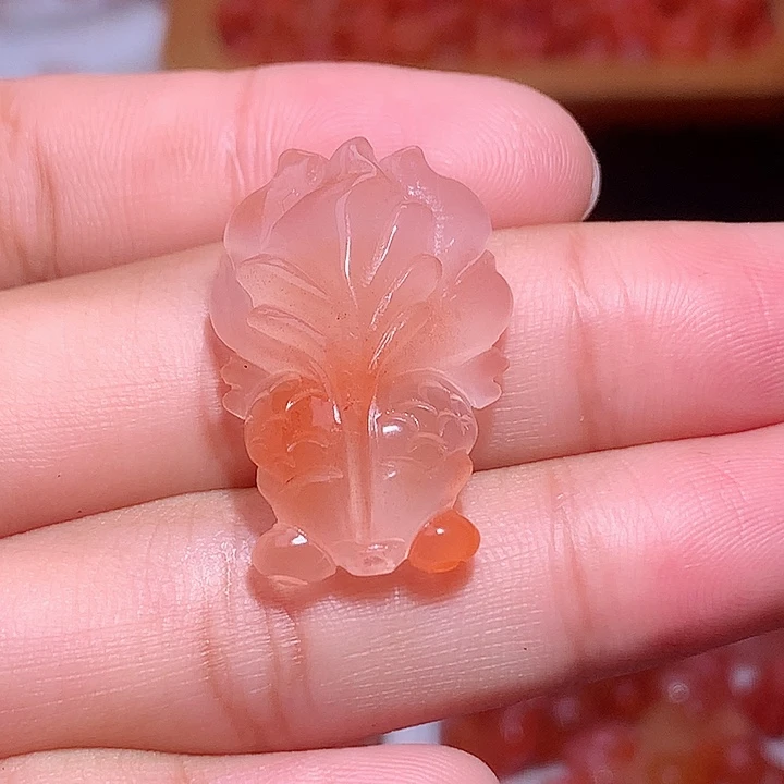 南红玛瑙未镶嵌南红金鱼