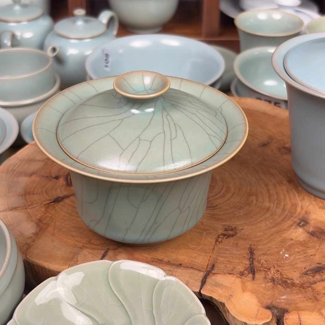 熊****汝州选矿汝瓷发发发发