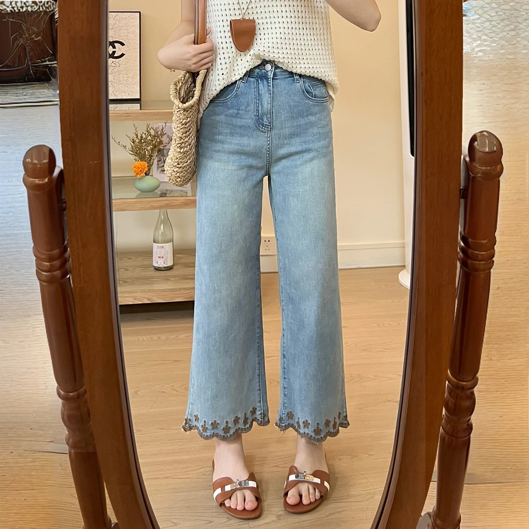 刺绣花边九分直筒牛仔裤女早秋新款微胖大码高腰显瘦窄版阔腿裤子