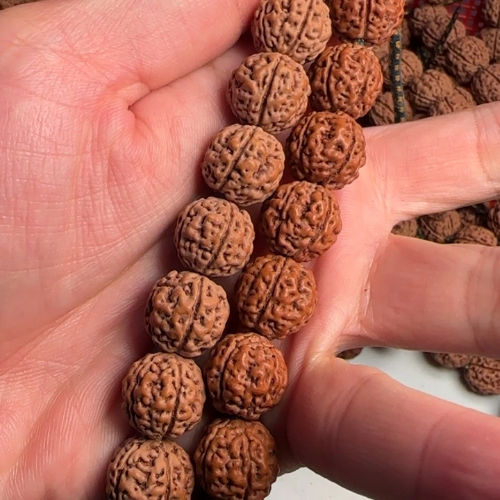 吊坠金刚菩提龙蛋蛋15左右