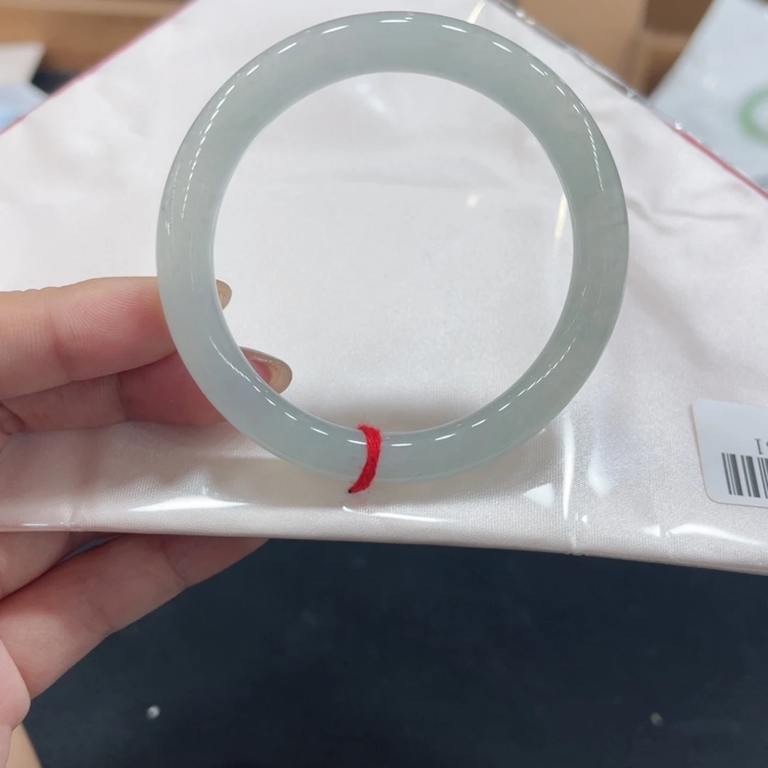未镶嵌手镯翡翠翡翠