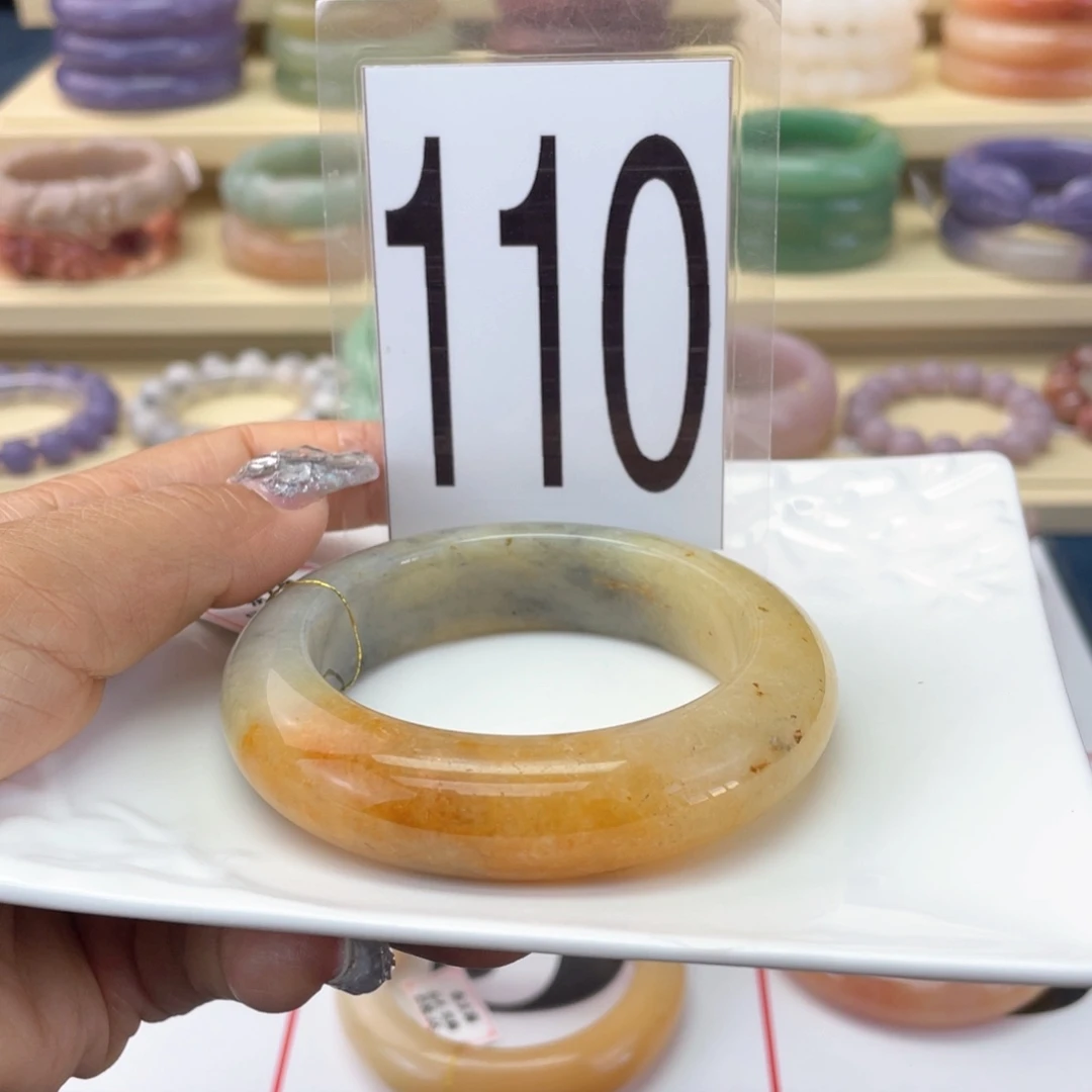 石英质玉未镶嵌手镯