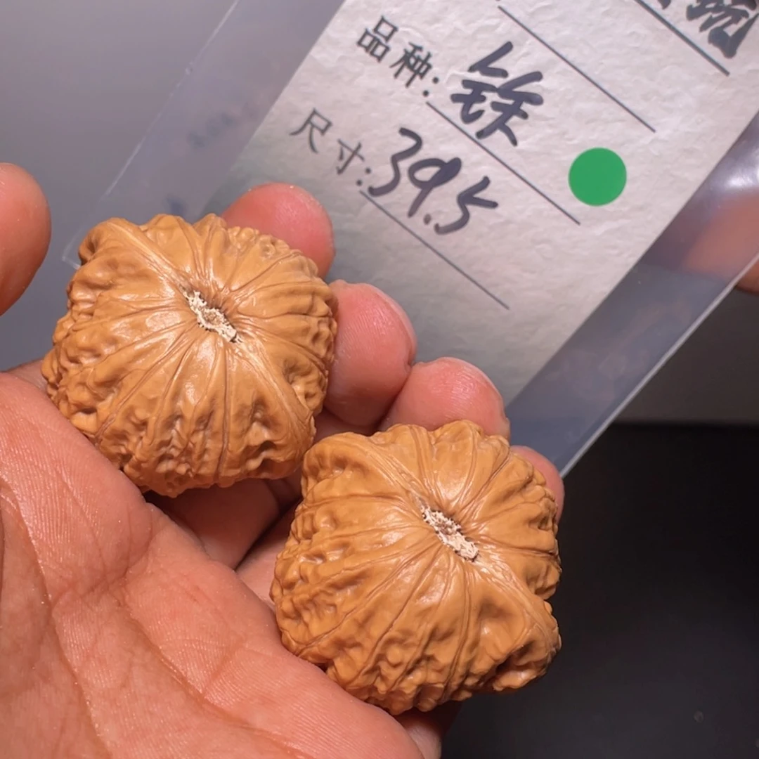 文玩核桃吊坠文玩核桃