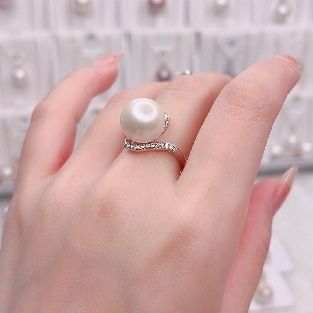 淡水珍珠未镶嵌吊坠(赠链)