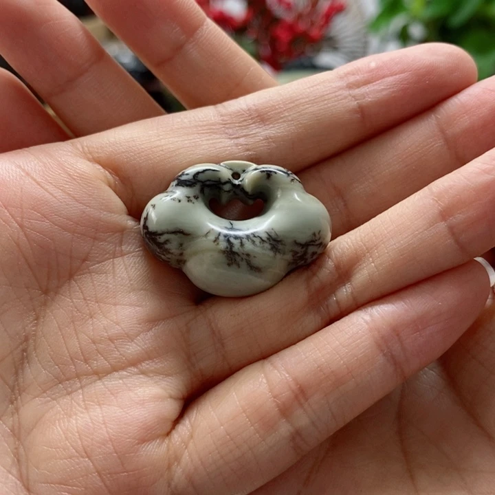 透闪石质玉未镶嵌吊坠(不含链)