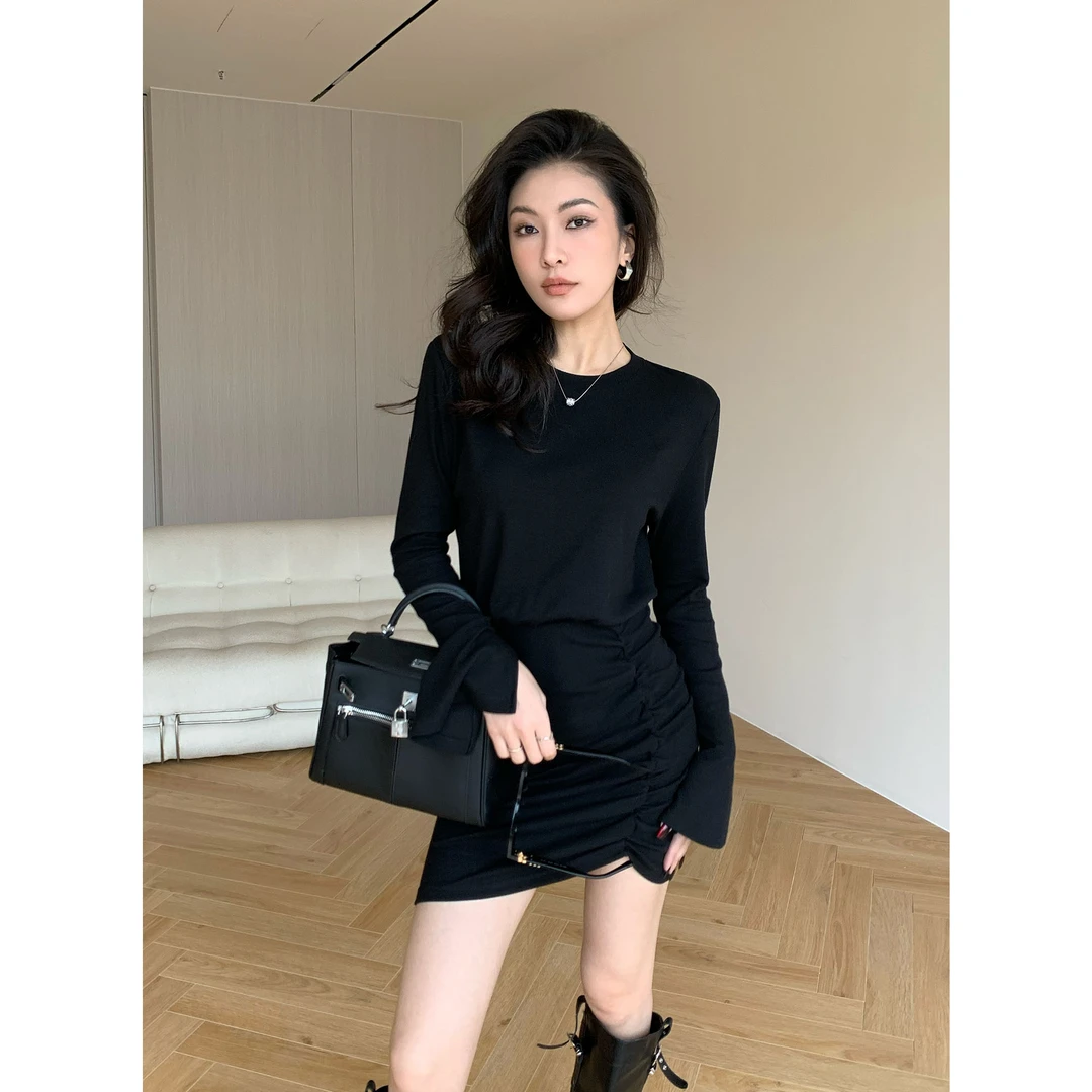 JIJINQI显瘦黑色设计感圆领修身长袖裙子连衣裙女JD01LZPT856