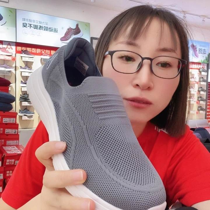 有***天43码码灰色哥灰色灰色