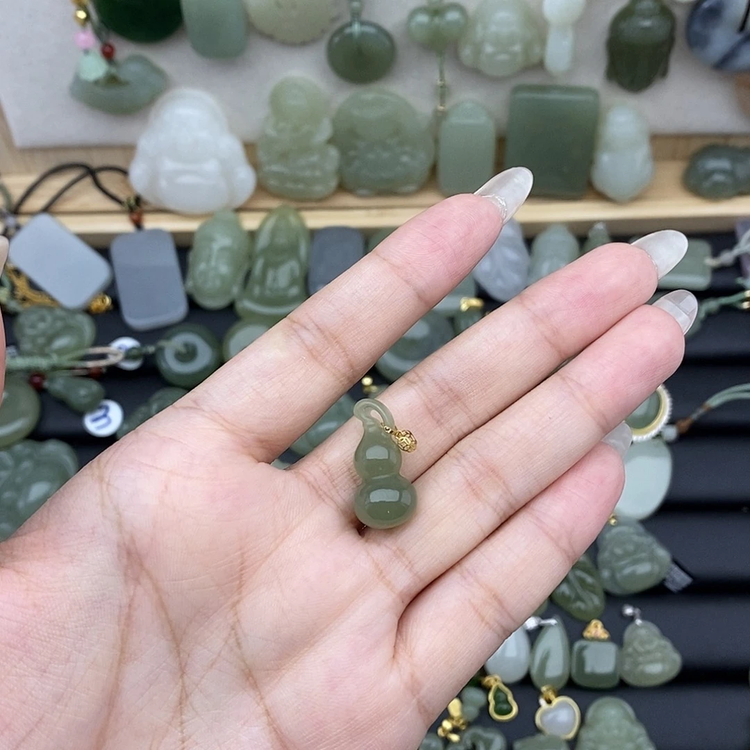 和田玉18K金镶嵌吊坠(不含链)