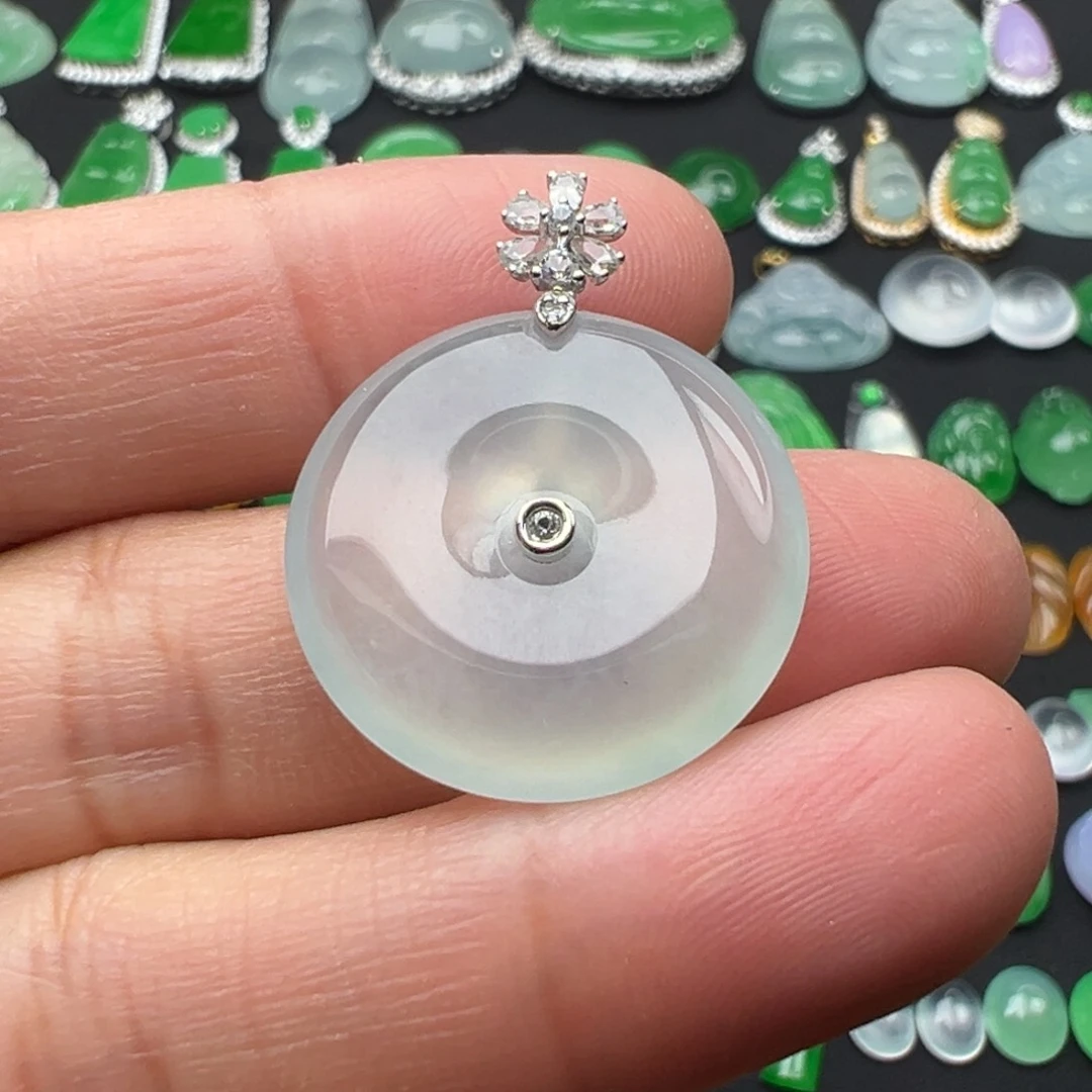 翡翠颈饰18K金镶嵌扣28.2