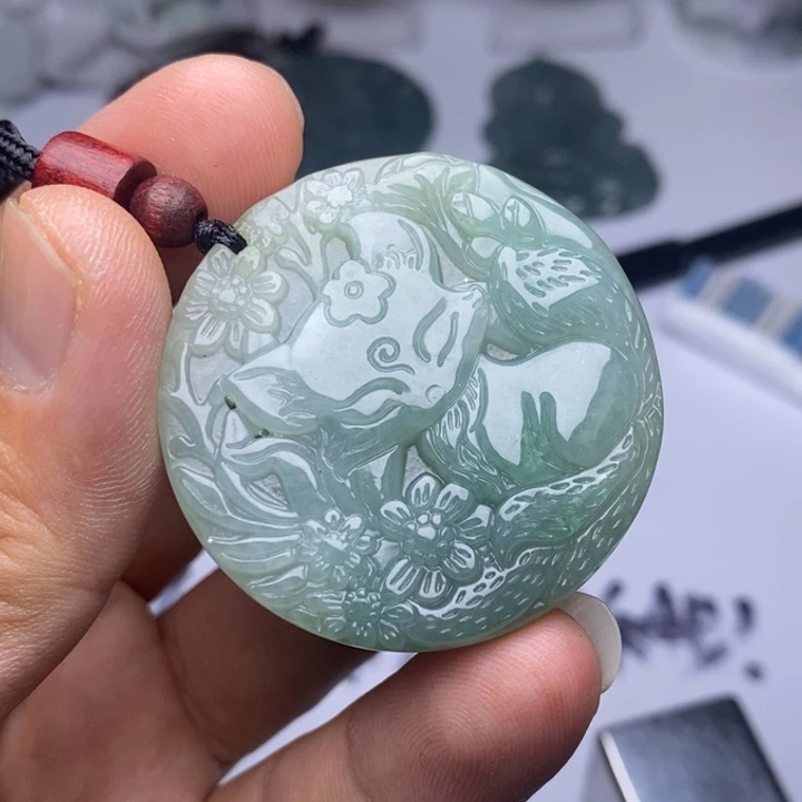 翡翠未镶嵌颈饰翡翠