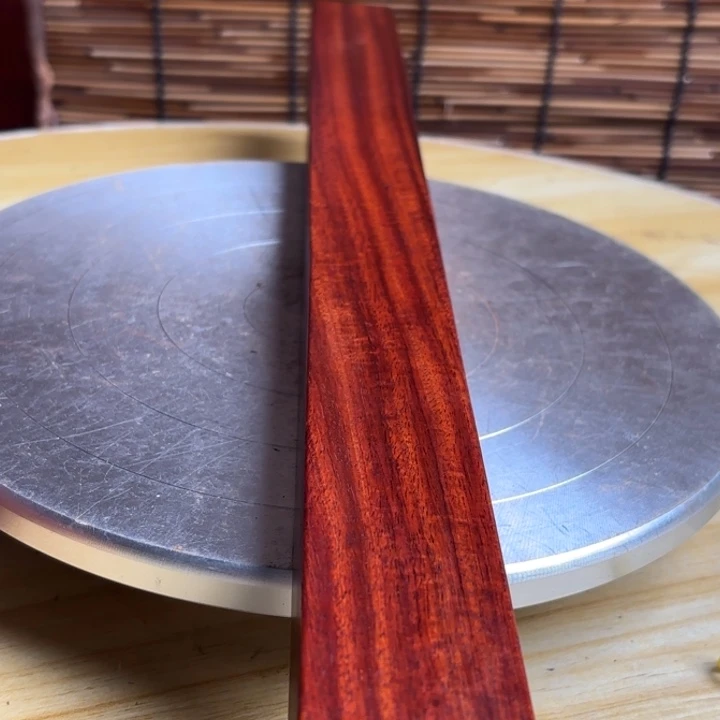 程***@大叶紫檀（黑酸枝木类）