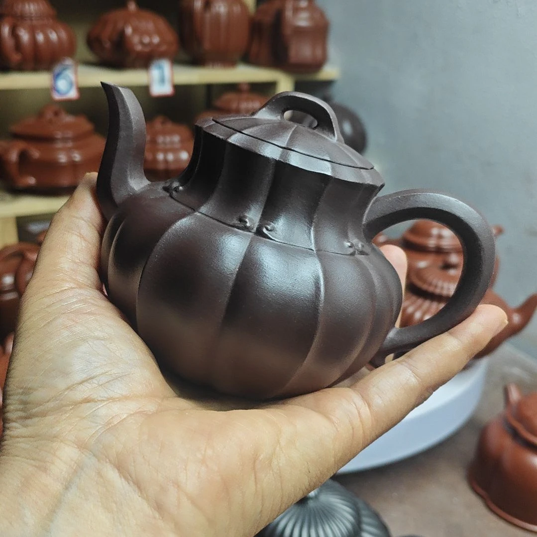 宜兴紫砂壶筋纹器半手工制作紫泥容量二佰伍十CC