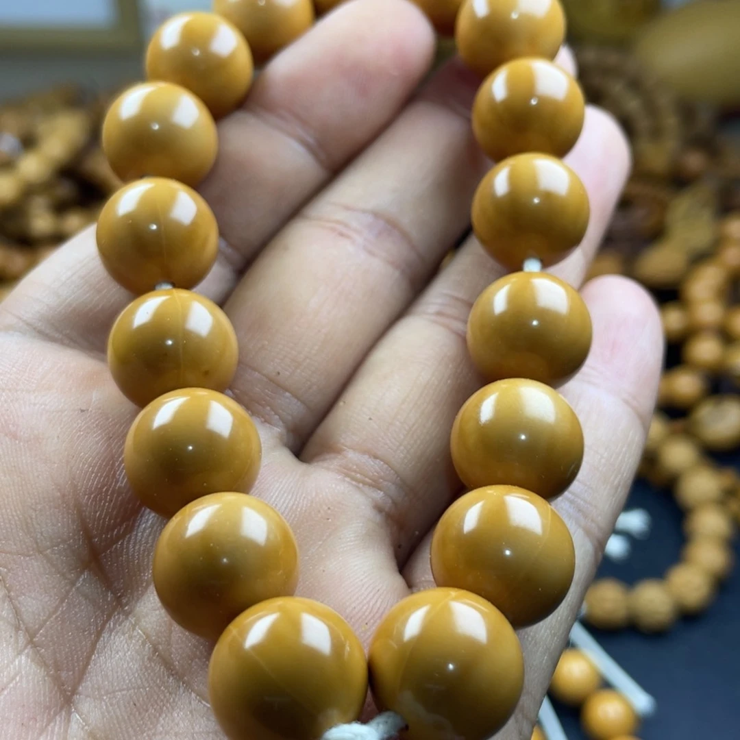 猴头核桃吊坠嗯、没事