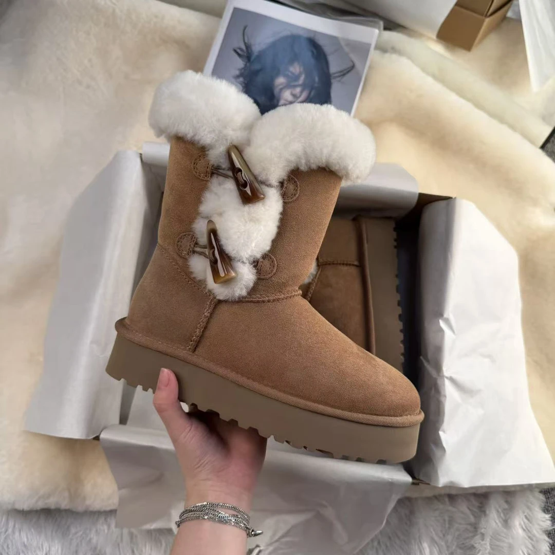 桑坡牛角扣两粒扣雪地靴