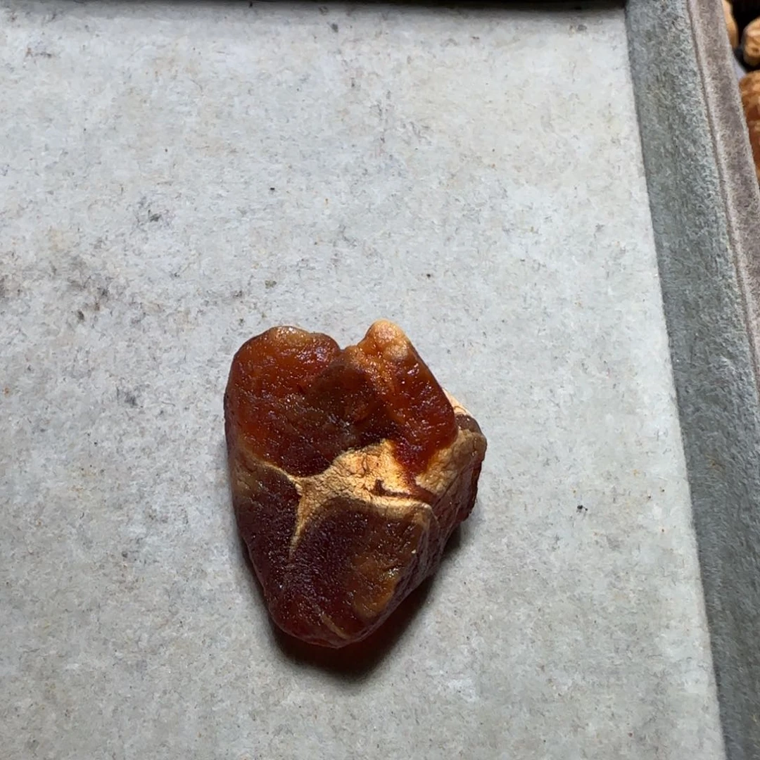 裸石琥珀未镶嵌随*专属定制